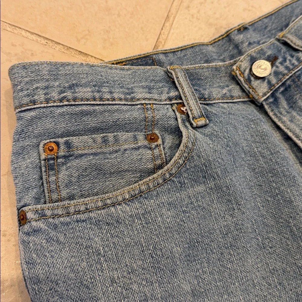 Levi’s 550 denim shorts - 34” waist - Picture 5 of 10